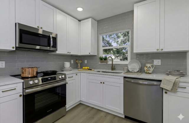 Welcome Home to the Newly Renovated 2710 Boca Ciega Dr N. St. Petersburg photos photos