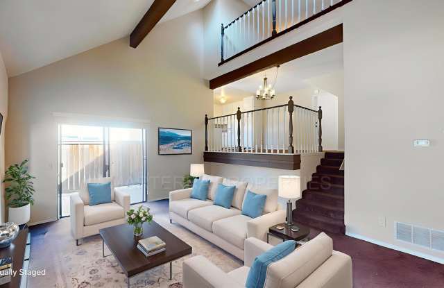 3 Bed/2.5 Bath Townhome In Eastside Costa Mesa! photos photos