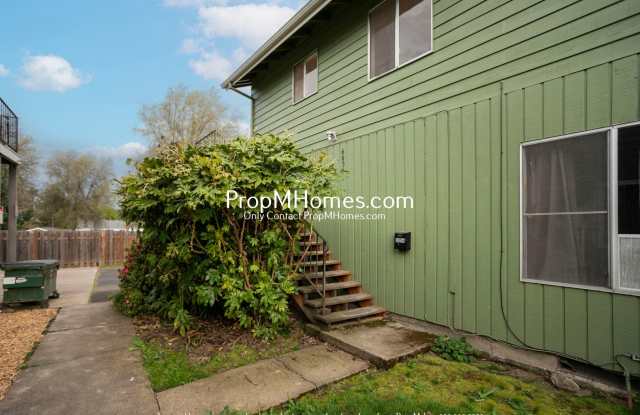 Updated Second-Story Two Bedroom Home In Beaverton! photos photos
