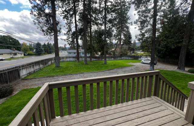 4 plex off 14th ave in Spokane Valley Gallery 1