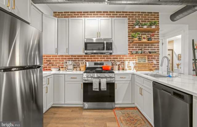 2401 FRANKFORD AVENUE photos photos