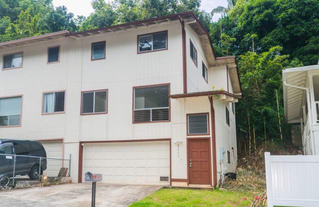 Pacific Palisades 3/2/2 Single Family Home - Available Now - 2477 Akepa Street, Pearl City, HI 96782
