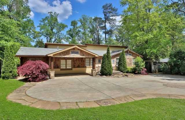 4081 Ashford Dunwoody Road NE Gallery 1