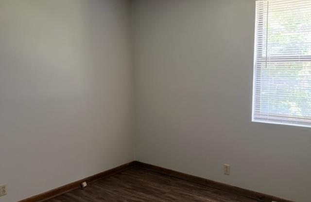 3033 Vistavalley Court Gallery 3
