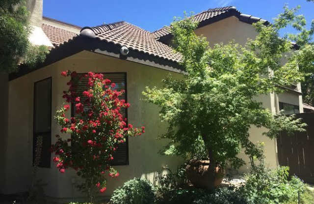Large Updated 3/2 Condo photos photos