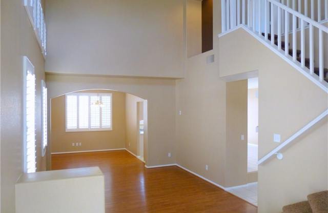 2490 LOWER MEADOWS Avenue Gallery 2