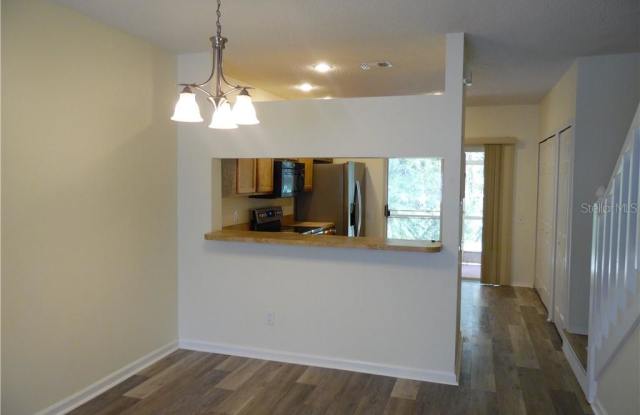 8535 HUNTERS KEY CIRCLE Gallery 4