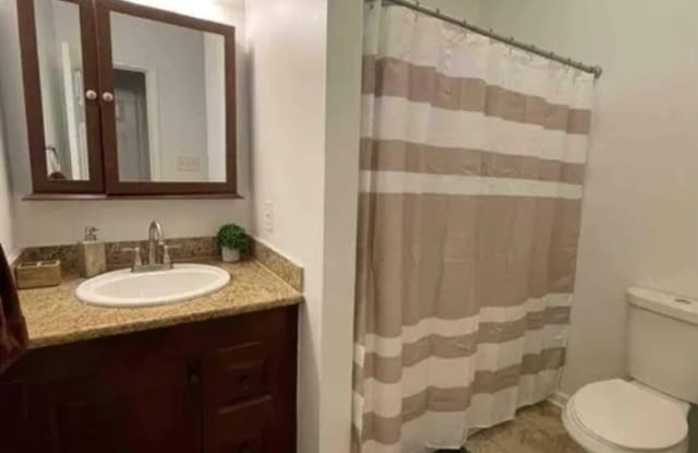 120 N Hennessey St - 120 North Hennessey Street, New Orleans, LA 70119