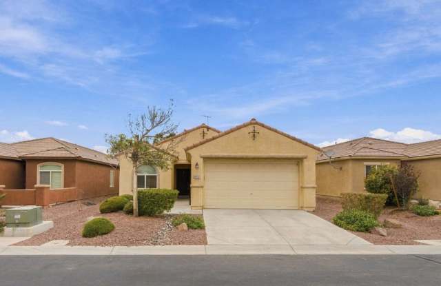Silverstone Ranch | Updated Single-Story | 3 Bed, 2 Bath Gallery 1