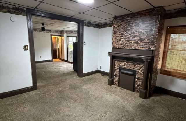 425 Fourth St Monongahela PA 15063 - 425 4th Street, Monongahela, PA 15063