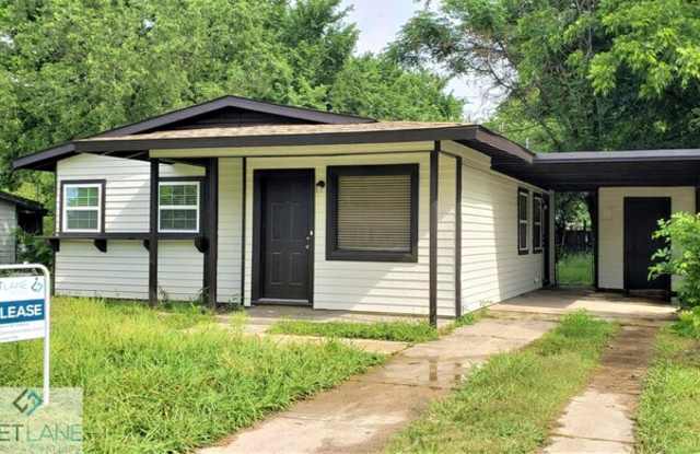 4616 Strong Avenue - 4616 Strong Avenue, Fort Worth, TX 76105