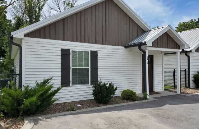 3 bedroom 1 bath House  located in Jackson, MO Gallery 1