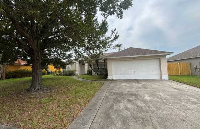 Charming 3BR Home in East Orlando | Spacious Living, Prime Location & Ready for Move-In! photos photos