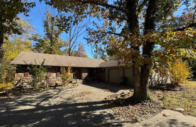 Dreamy 5 Bed/4 Bath House for rent in Rogers!! photos photos