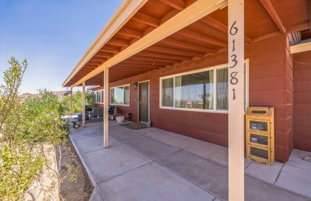 3 Bedroom 1.5 Bath Modern Farmhouse near JT National Park Gallery 4