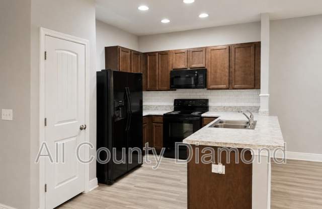 5940 Callaway Circle Gallery 3