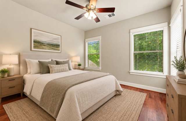 UT PRE-LEASE: Beautiful 6 BR / 4 BA North Loop Area, Mins to UT - W/D Included Gallery 4