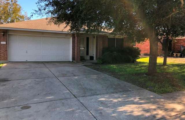 2216 Ada Lane in Round Rock is a charming single-family home built in 1999! - 2216 Ada Lane, Round Rock, TX 78664