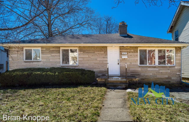 879 E 4th Avenue - 879 East Fourth Avenue, Columbus, OH 43201