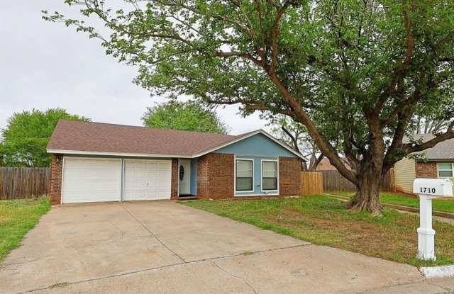 1710 Bob White Court photos photos