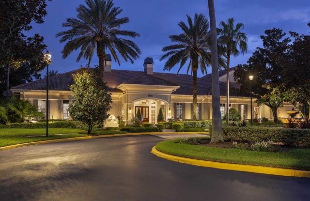 Lake's Edge Apartments Gallery 2