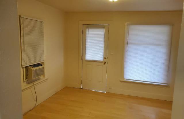 2217 E Boone Ave Gallery 3
