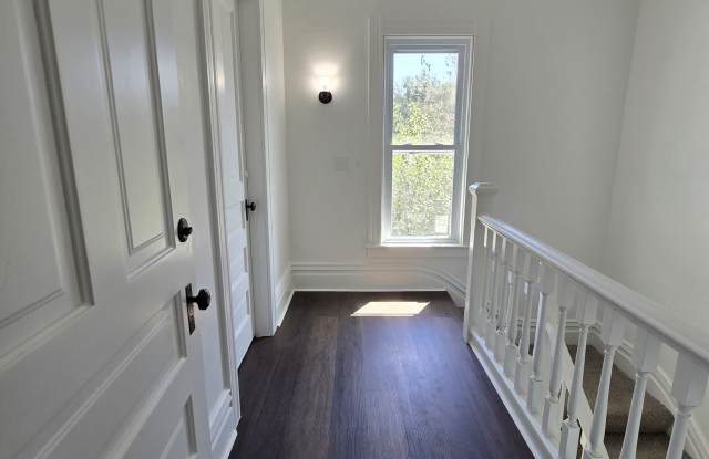 360 East Bowman Street - 2 Gallery 4