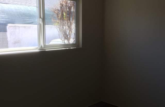 14628 Polk st. Gallery 2