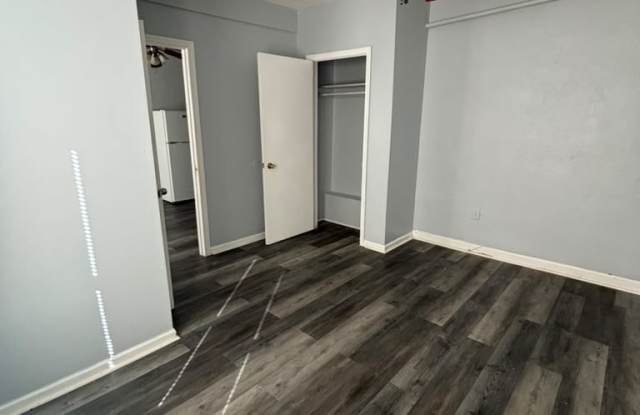 166 Elmwood Ave Gallery 2