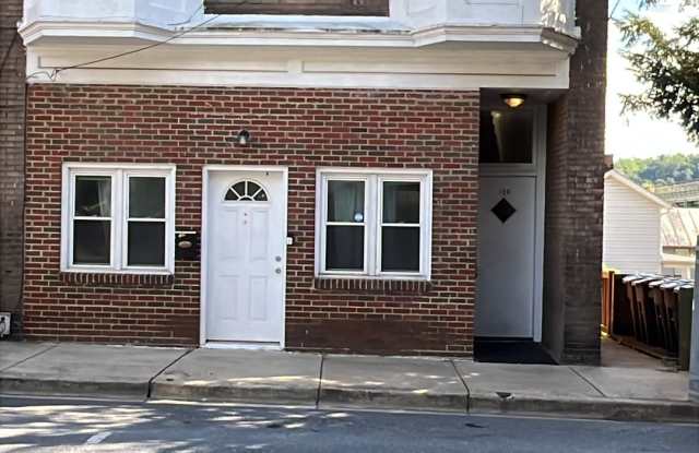 6 S. Virginia Ave, Brunswick - Unit 2 (with Basement) Gallery 2