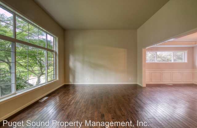 9438 NE Coral Court Gallery 3