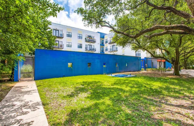 Dallas City Gates - 4108 Office Parkway, Dallas, TX 75204