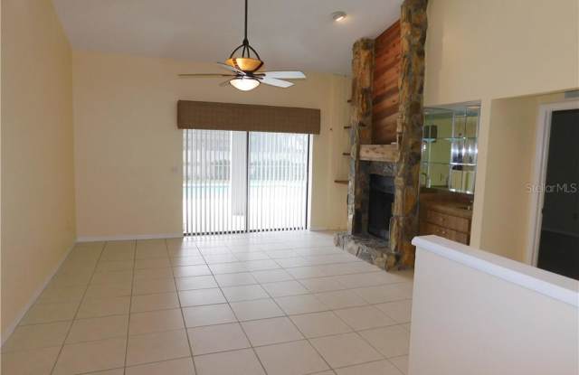 14157 FENNSBURY DRIVE Gallery 2