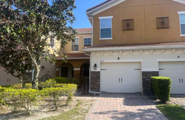Beautiful 3BR/2.5BA Sanford Townhome with Screened Patio – Available July 10th! photos photos