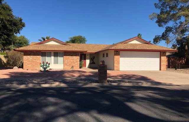 COMMUNITY POOLS-3 Bedroom/2 Bath in Dobson Ranch photos photos