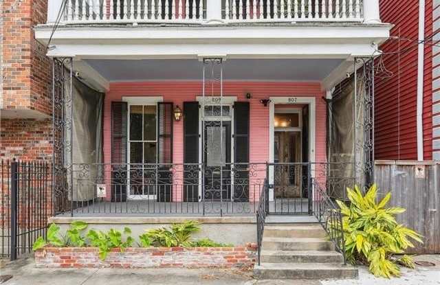 809 ELYSIAN FIELDS Avenue Gallery 2