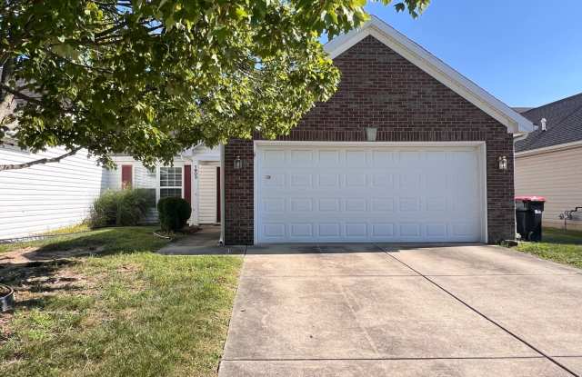 Spacious 3-Bed/ 2-Bath home in Colony Pines Gallery 1