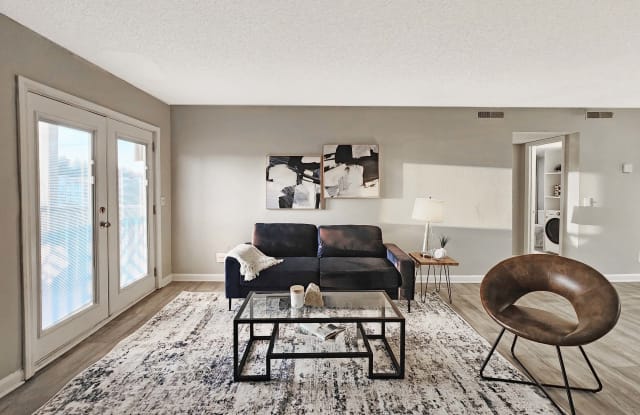 Amalie Apartment Homes Gallery 3