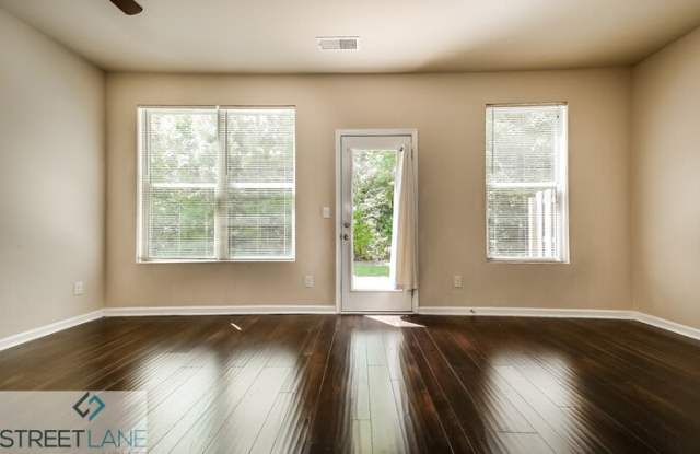 3289 Pennington Drive Gallery 3
