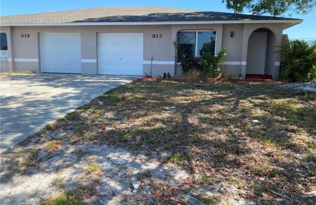919 Cape Coral Parkway W photos photos