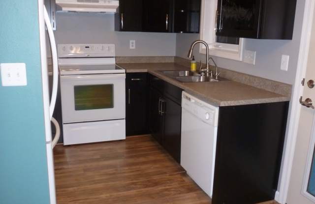 Evergreen St/1032 Gallery 3