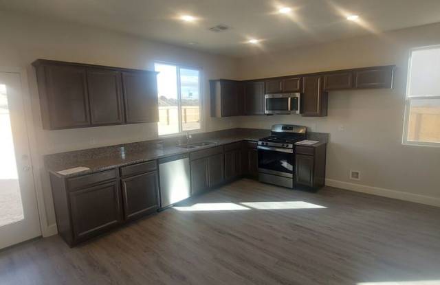 New Rental with chance to Own Gallery 4