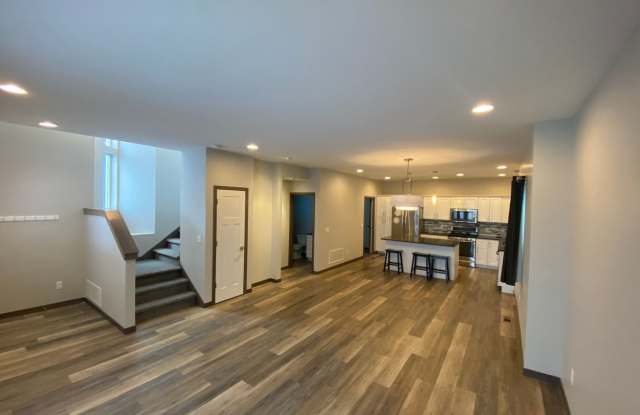 1078 Oak Park photos photos