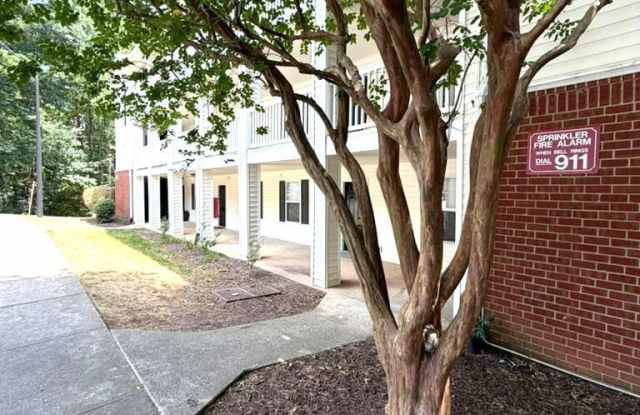 1851 Trailwood Heights Lane Gallery 2