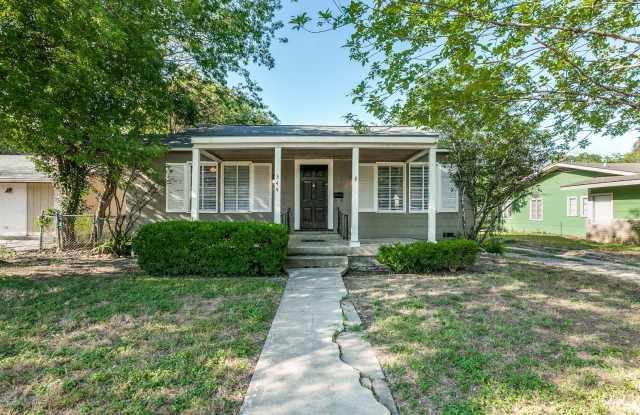 2-BEDROOM HOME IN MONTICELLO PARK photos photos