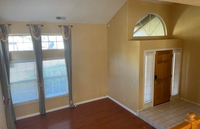 BEAUTIFUL 2 STORY IN FOLSOM WITH 4 BED, 3 FULL BATH,  3 CAR GARAGE Gallery 4
