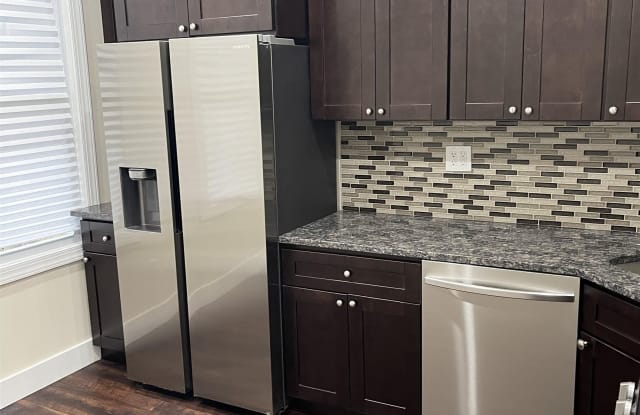 21 BIDWELL AVE - 21 Bidwell Avenue, Jersey City, NJ 07305