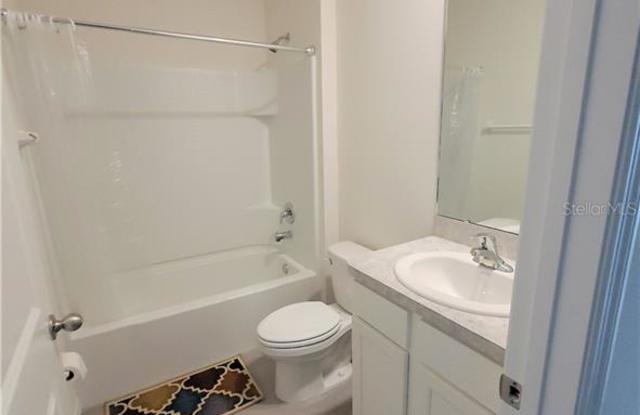8509 BOWER BASS CIRCLE Gallery 3