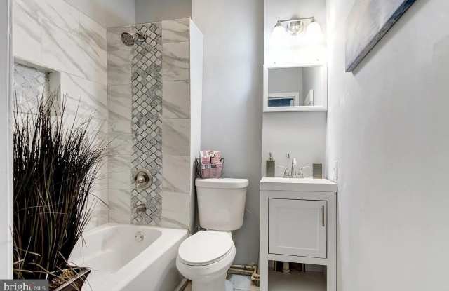 811 N LUZERNE AVENUE photos photos
