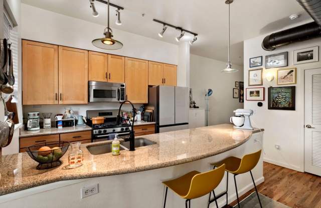 Stylish Denver Home | Renovated +  Parking Spot Gallery 3